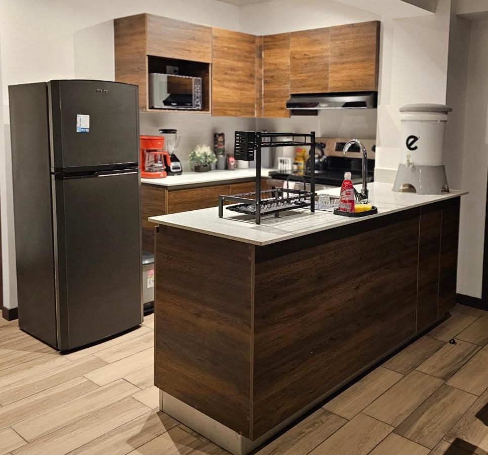 Torre Pamplona 402 -Nuevo Y Comodo- Apartamento Guatemala City ภายนอก รูปภาพ